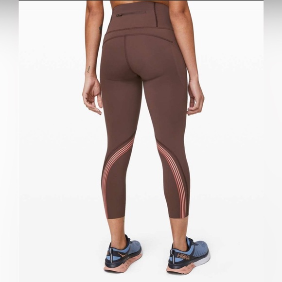 Lululemon Speed Limit Crop 23"
Cherry Cola Size 10 - Picture 3 of 12